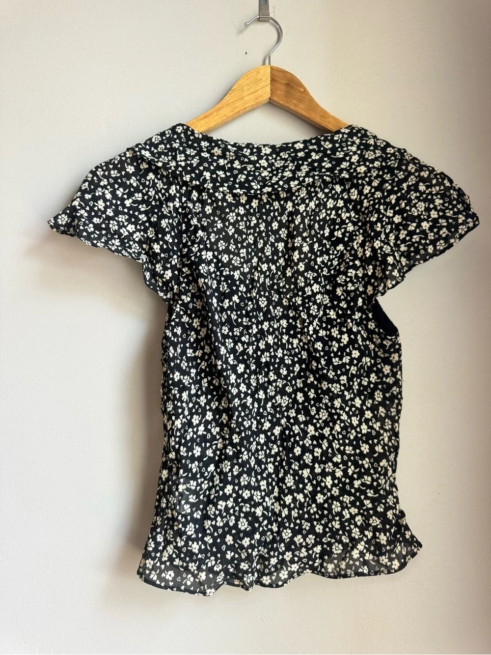 Reformation Floral Tie Front Blouse XS Black Cottagecore Coquette Euro Summer
